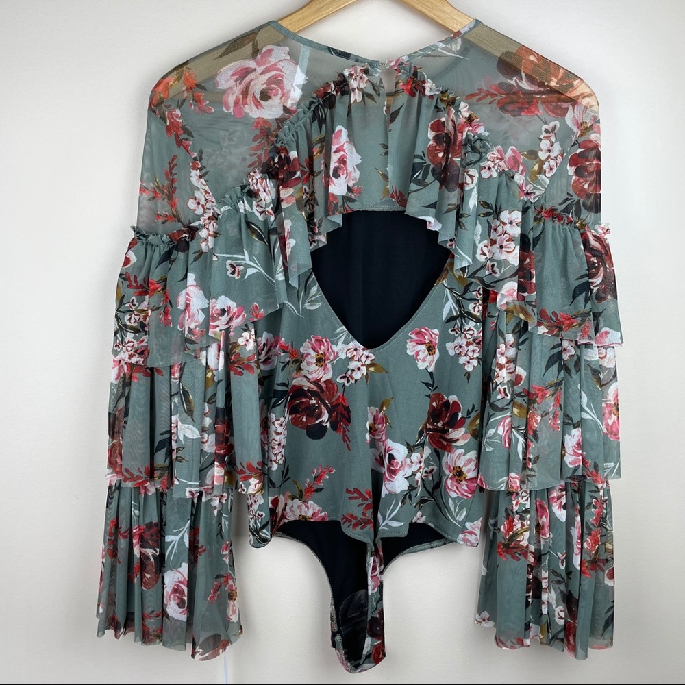 Amanda Uprichard Lowery Ruffle Floral Bodysuit M - Picture 8 of 10